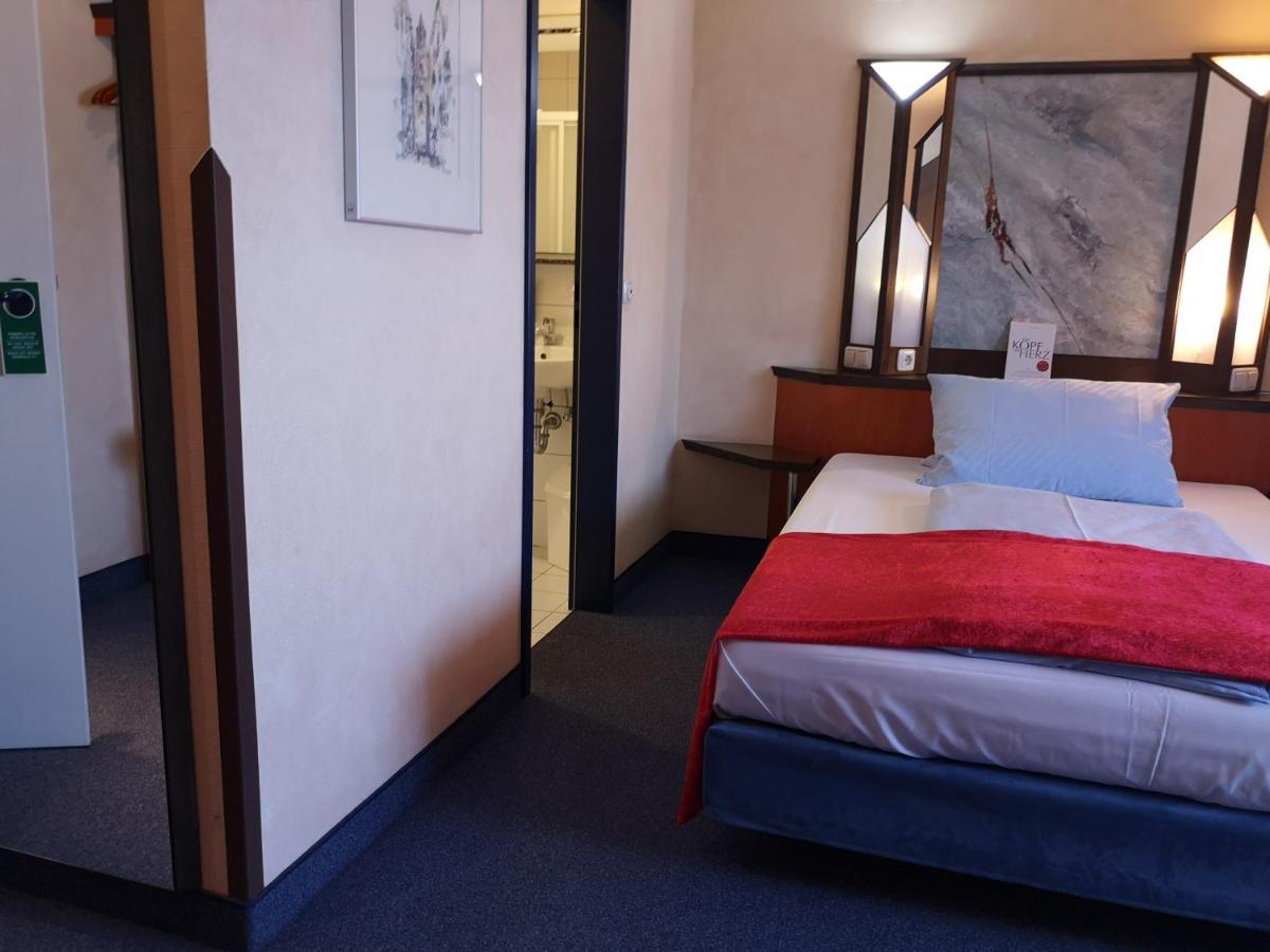 Main Hotel Eckert 3 Margetshöchheim Kültér fotó